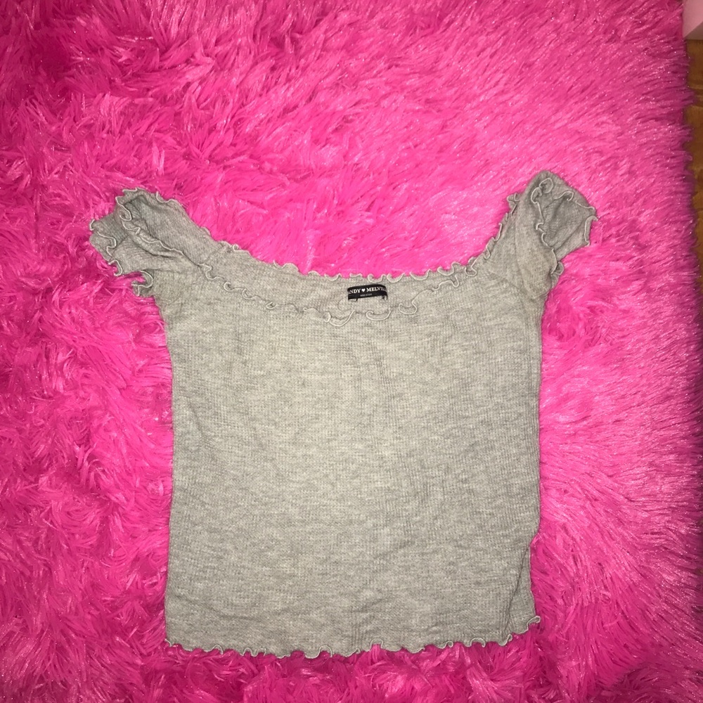 Brandy Melville off the shoulder top